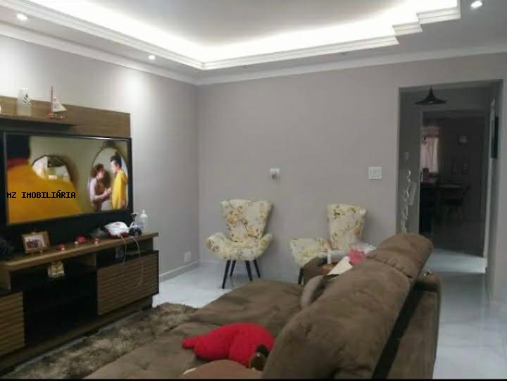 Casa em Vila Galvão — foto 1