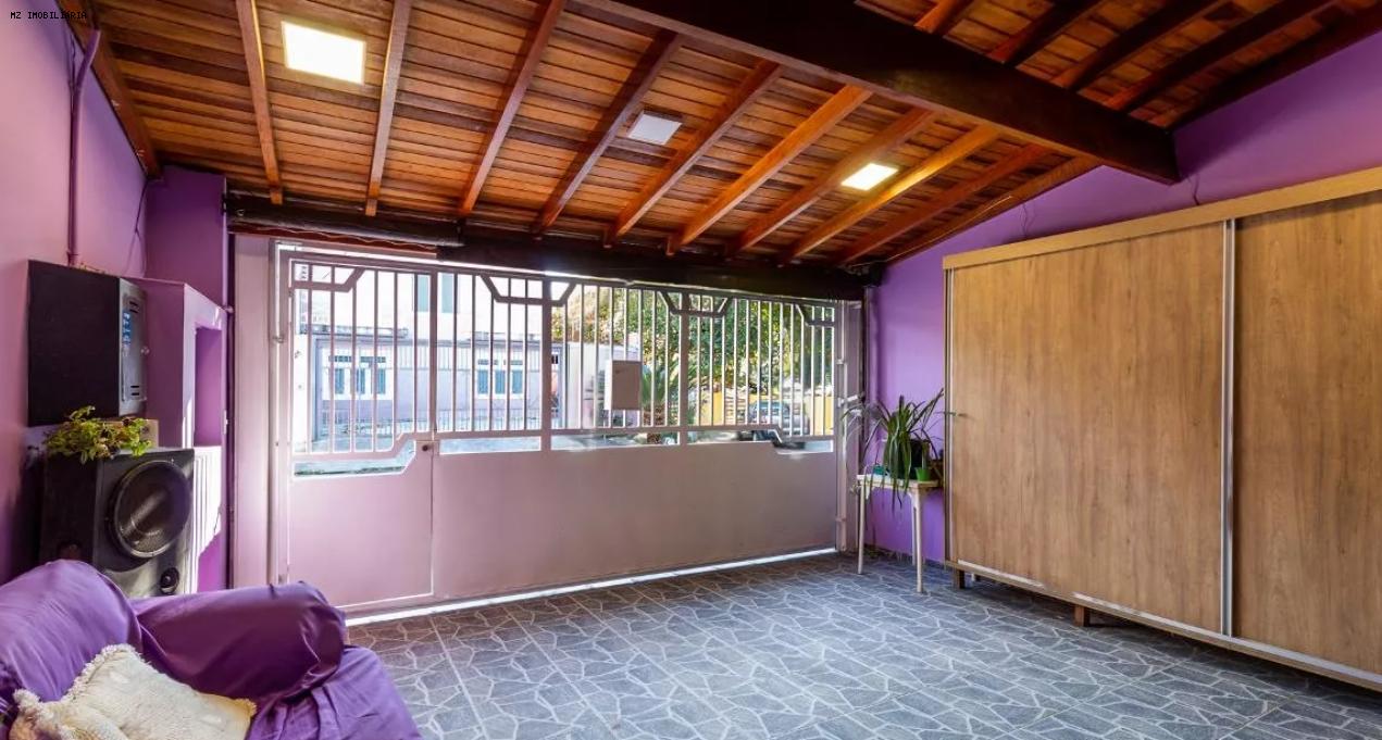 Casa em Parque Renato Maia — foto 1
